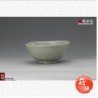 北宋晚期龙泉窑 青釉葵口碗