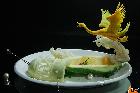 食品雕刻器皿作品- 《项下明珠》  原料：南瓜、萝卜、冬瓜 